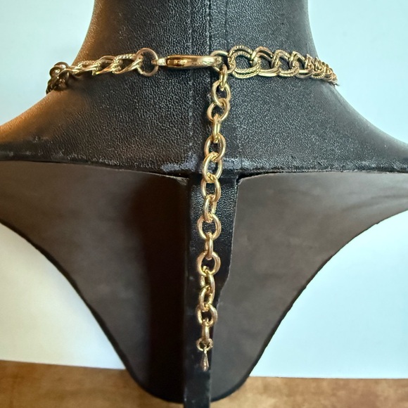 Boho-Chic Style Dangle Gold Tone Necklace - Picture 10 of 16